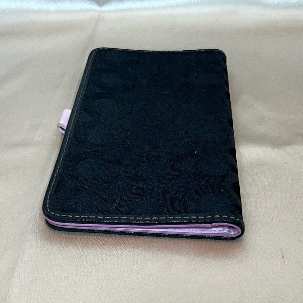 Coach checkbook holder, black signature print with pink leather interior. 8-H7B - Picture 2 of 4